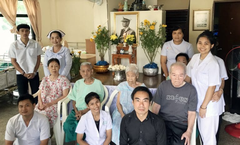 บ้านพักผู้สูงอายุ เนอร์สซิ่งโฮม โกลเด้นไลฟ์โฮม