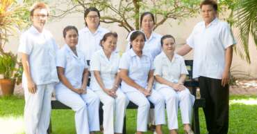 นอนไม่หลับในผู้สูงอายุ — 7 สาเหตุและวิธีแก้ (คู่มือครอบครัว)